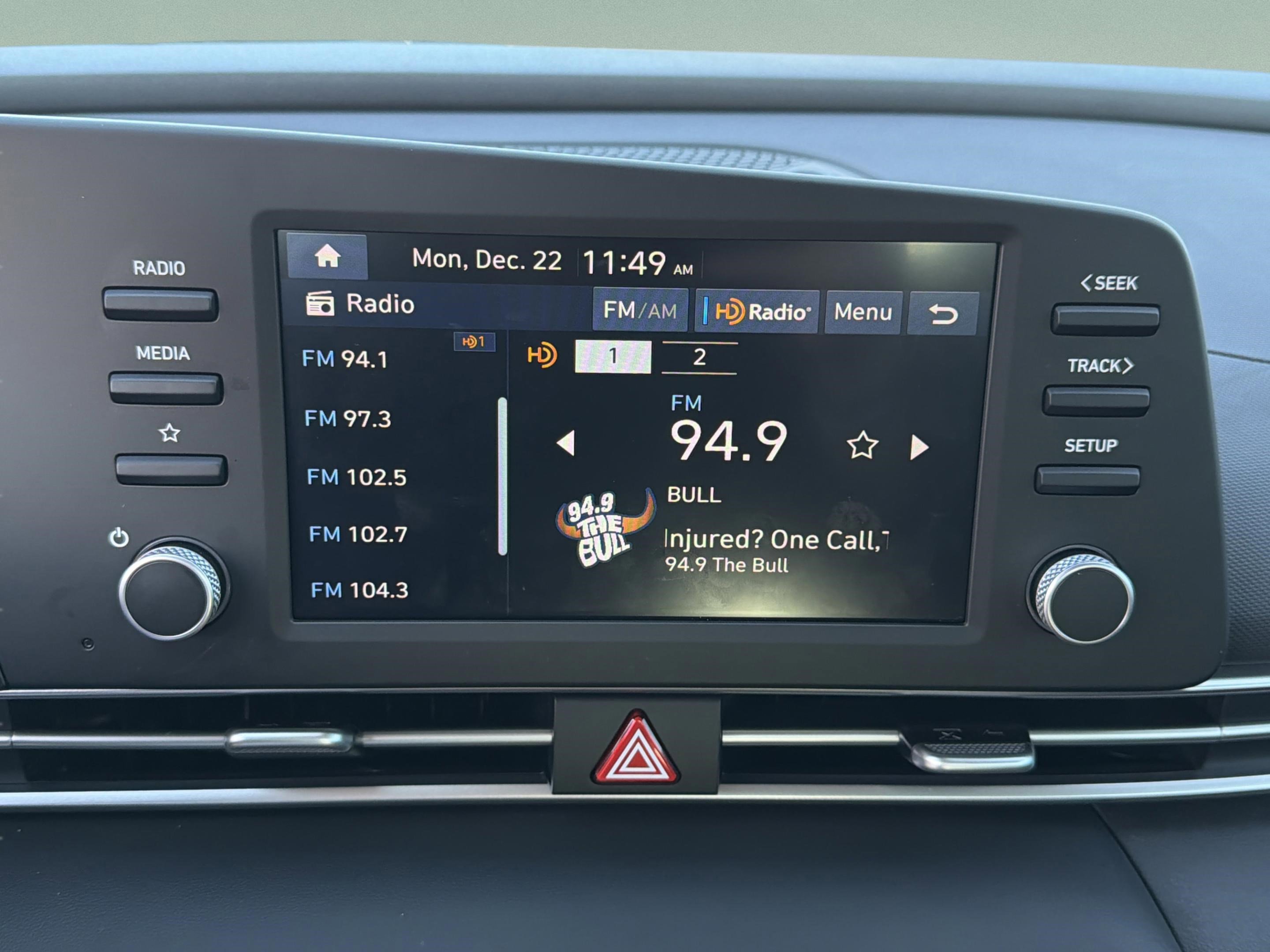 Used 2025 Hyundai Elantra SE image 11