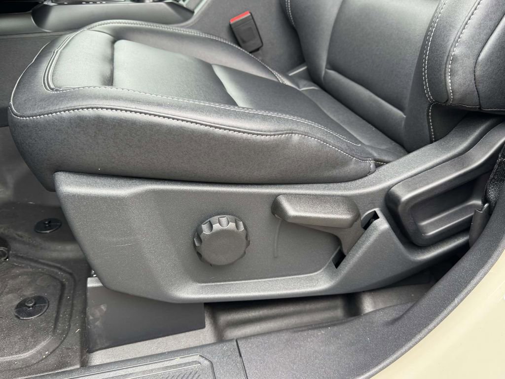 New 2025 Ford Bronco Badlands image 18