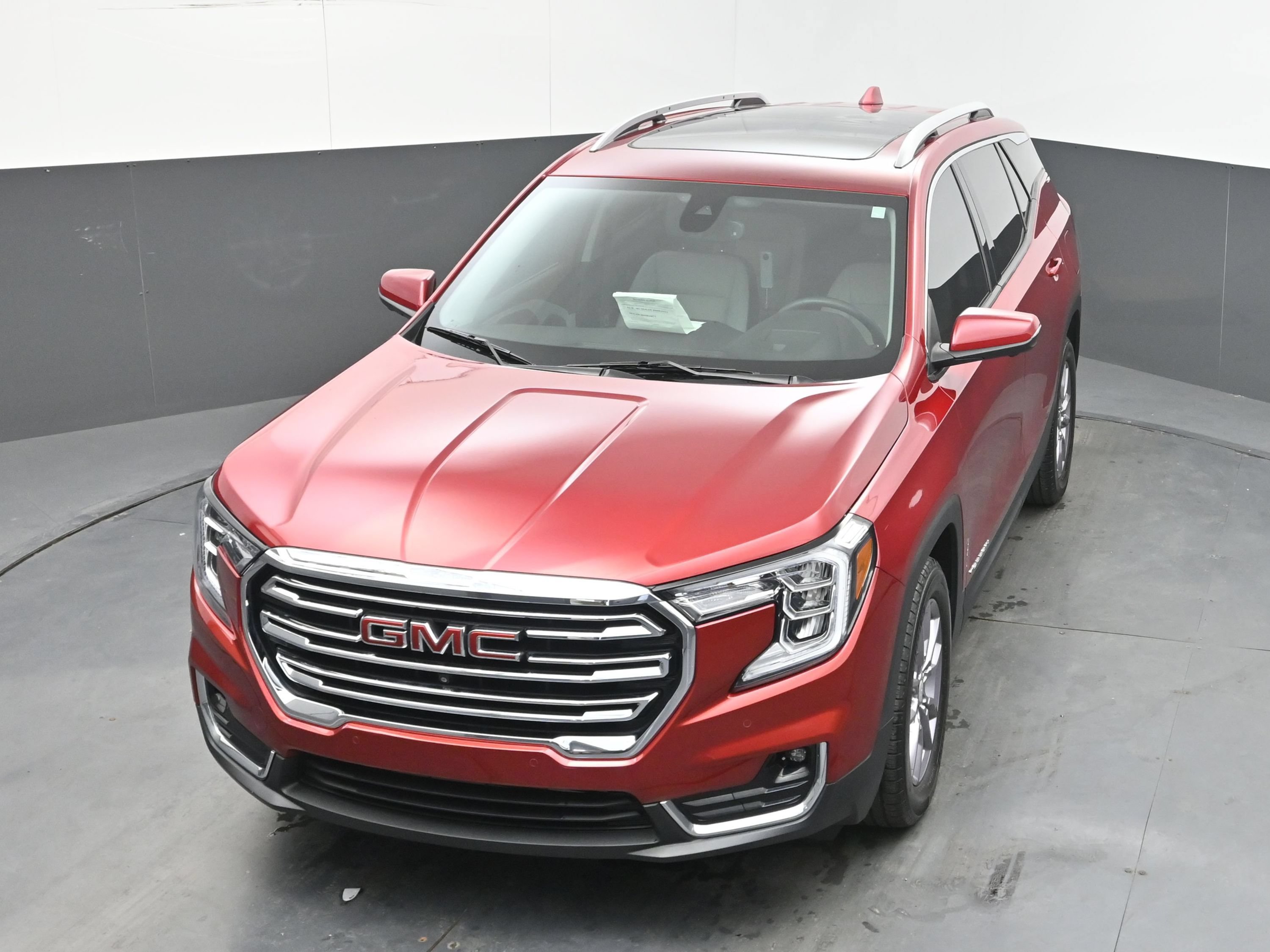 Used 2023 GMC Terrain SLT w/ Tech Package FWD image 34