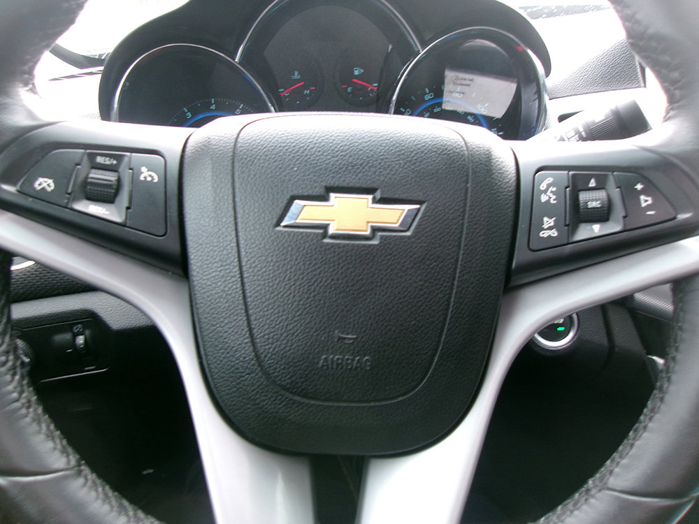 Used 2015 Chevrolet Cruze LTZ w/ Sun, Sound and Sport Package image 18