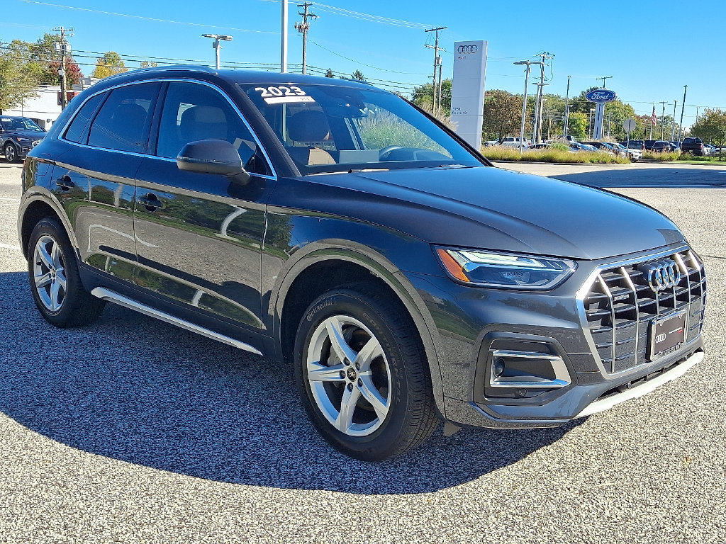 Certified 2023 Audi Q5 2.0T Premium w/ Convenience Package AWD/4WD image 3