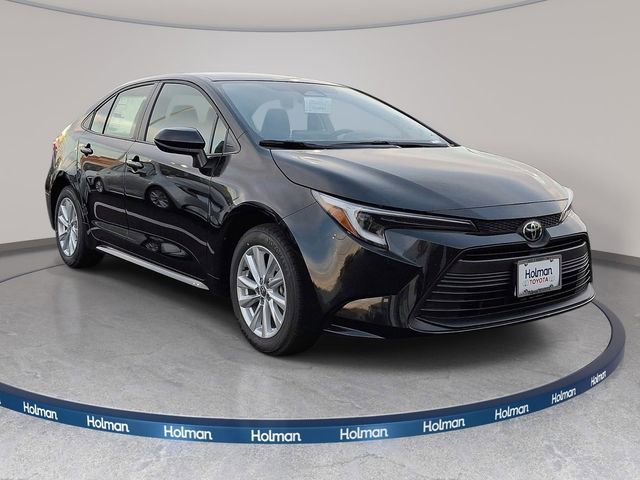 New 2026 Toyota Corolla LE image 2
