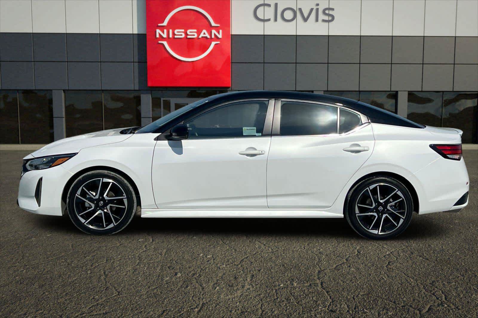 Certified 2025 Nissan Sentra SR FWD image 5