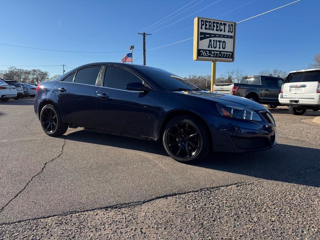 Used 2010 Pontiac G6 Sedan image 2
