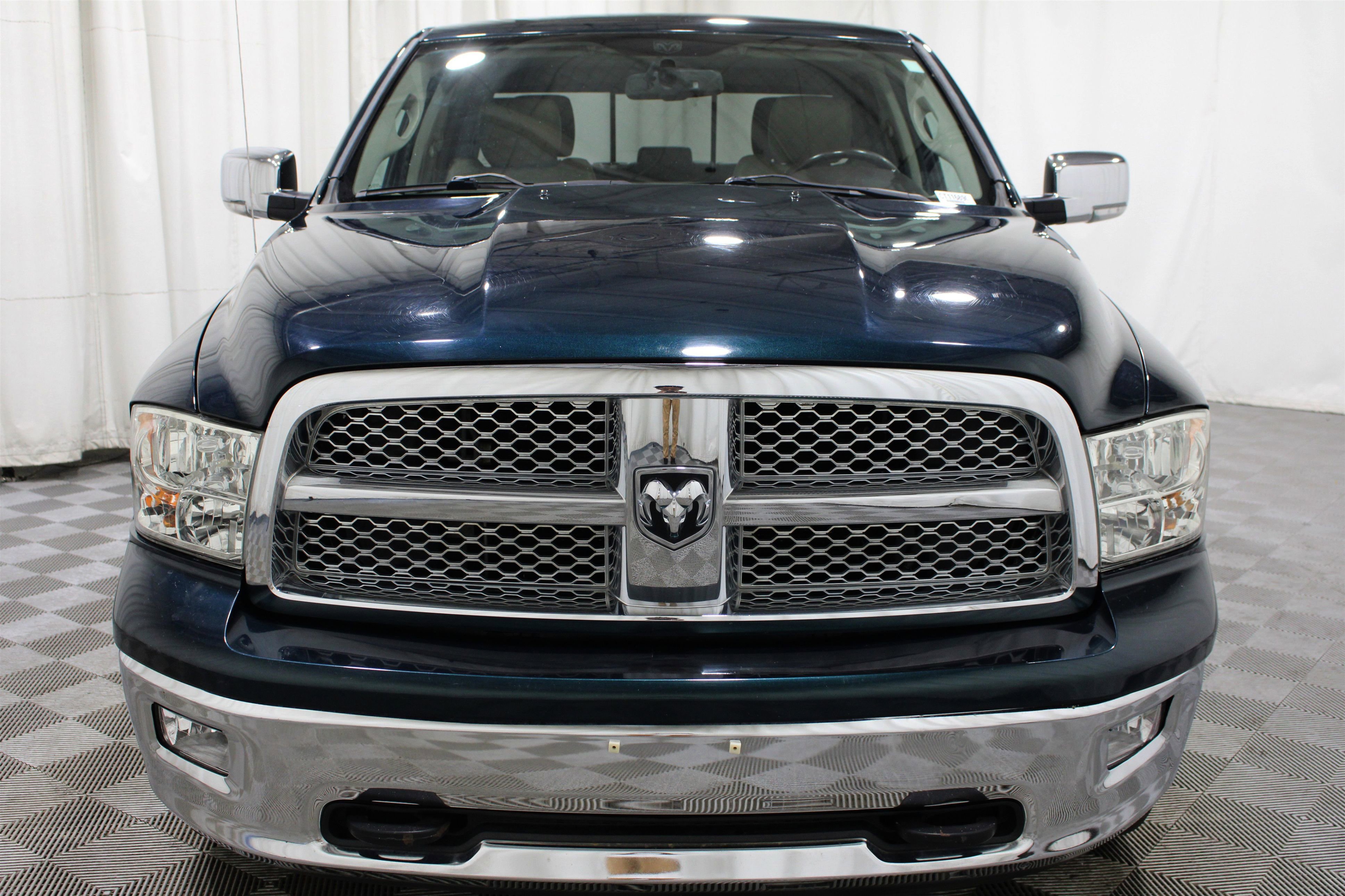 Used 2011 RAM 1500 Laramie RWD image 32