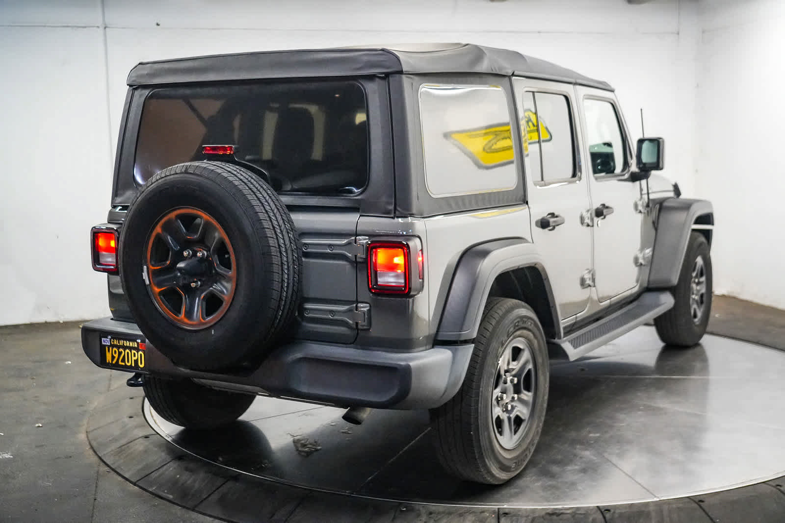 Used 2021 Jeep Wrangler Unlimited Sport AWD/4WD image 6