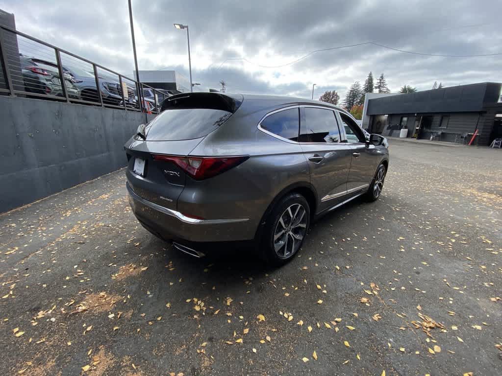 Used 2023 Acura MDX w/ Technology Package AWD/4WD image 6