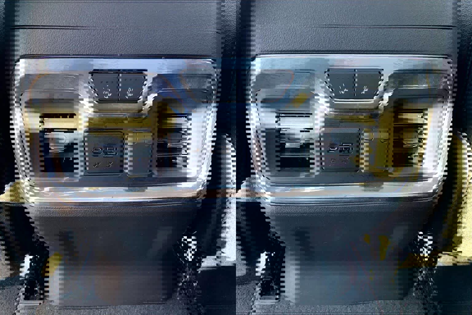 Used 2019 GMC Sierra 1500 SLT image 30