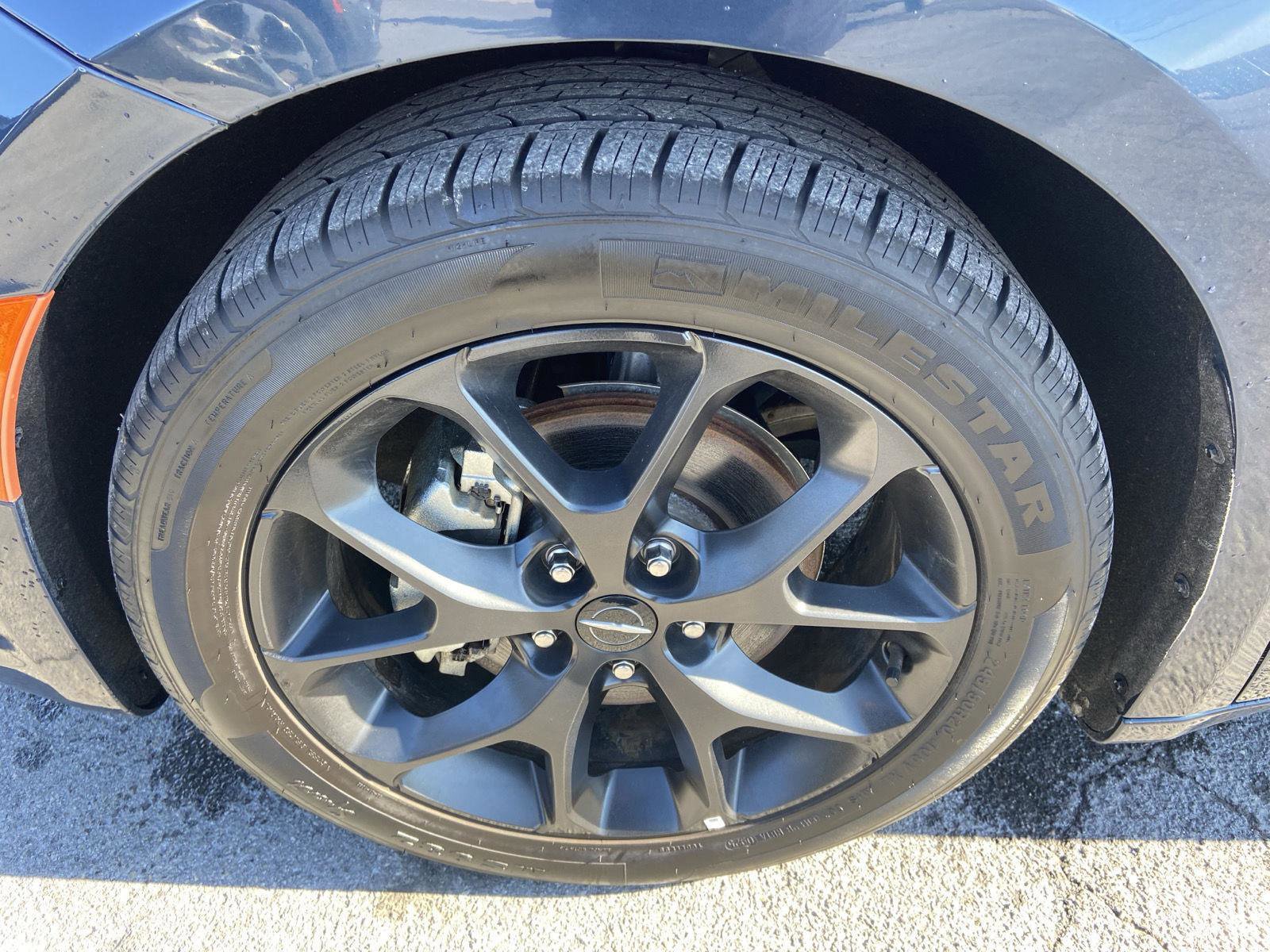 Used 2025 Chrysler Pacifica Limited image 22