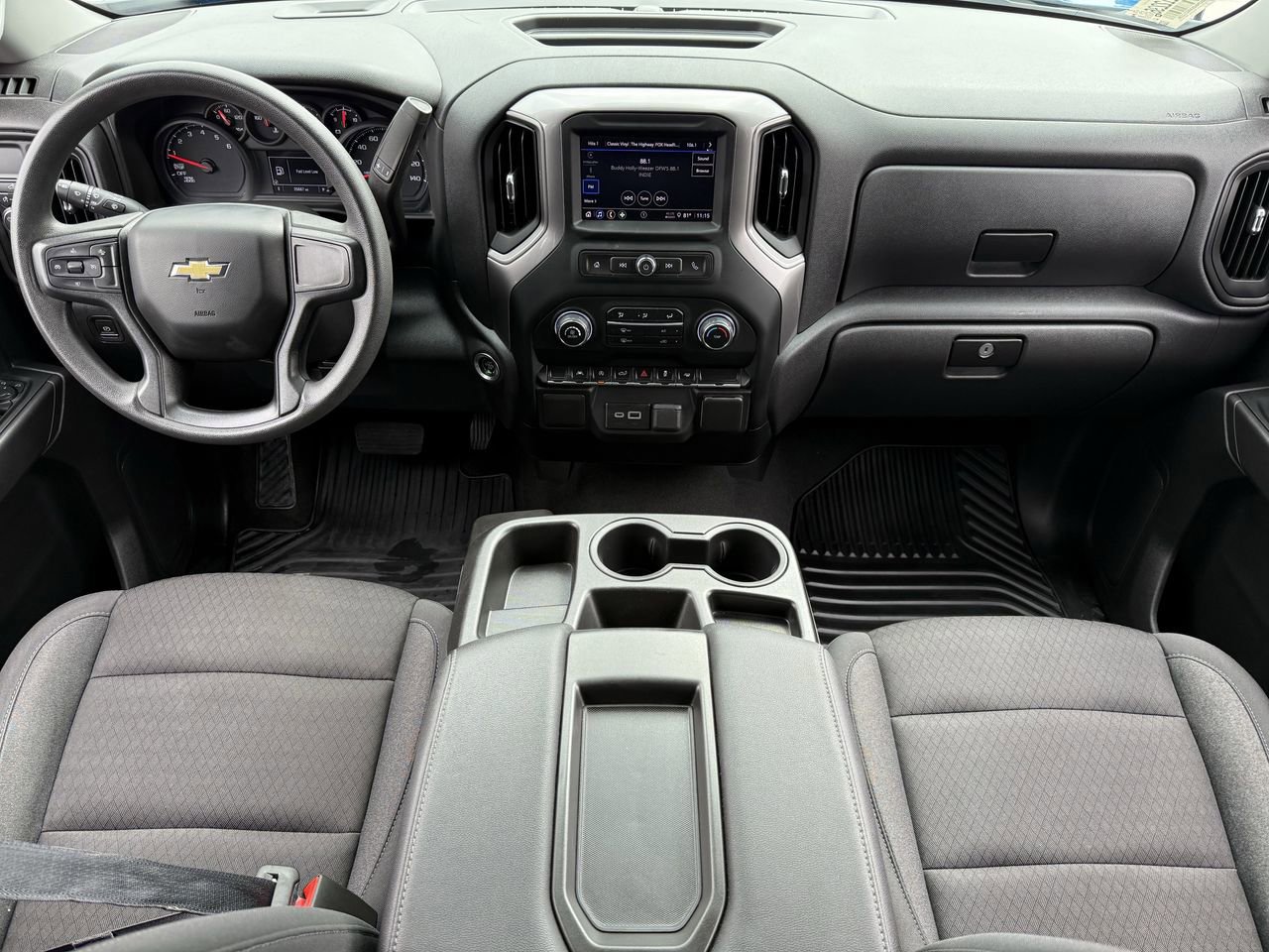 Used 2024 Chevrolet Silverado 1500 Custom image 10