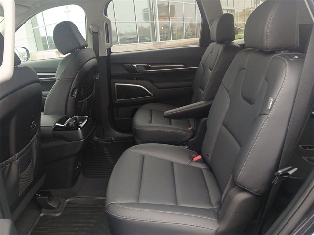New 2025 Kia Telluride S image 23