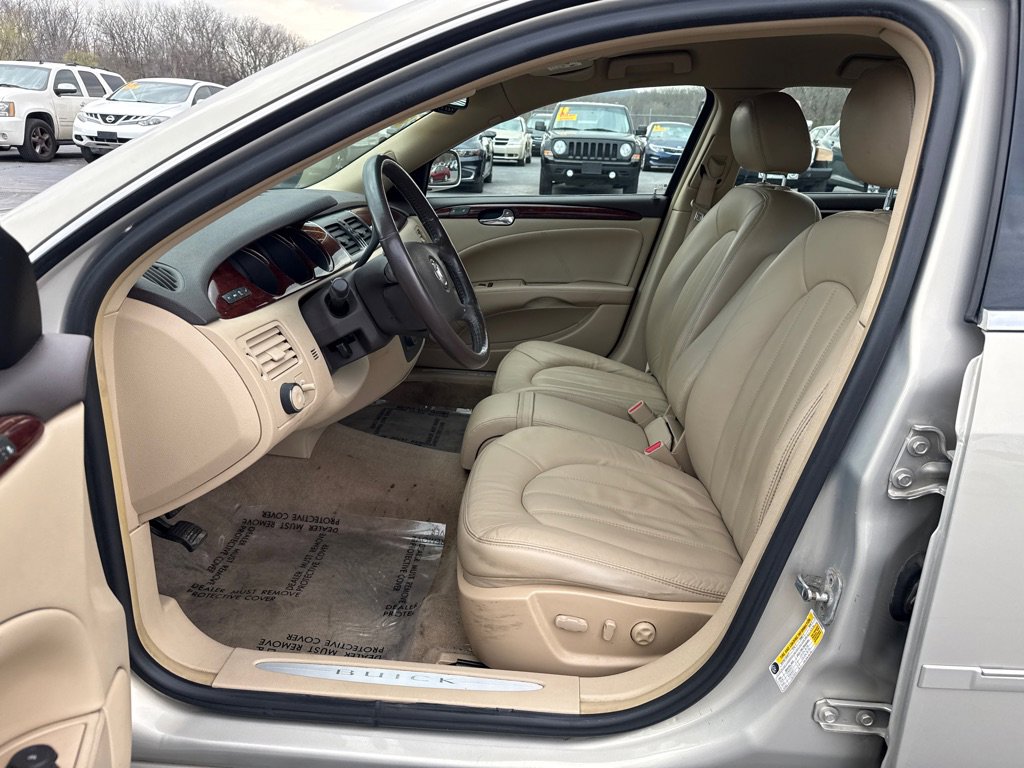Used 2007 Buick Lucerne CXL w/ Luxury Package FWD image 9