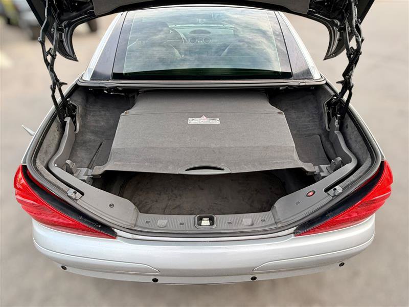 Used 2005 Mercedes-Benz SL 500 w/ AMG Sport Pkg image 18