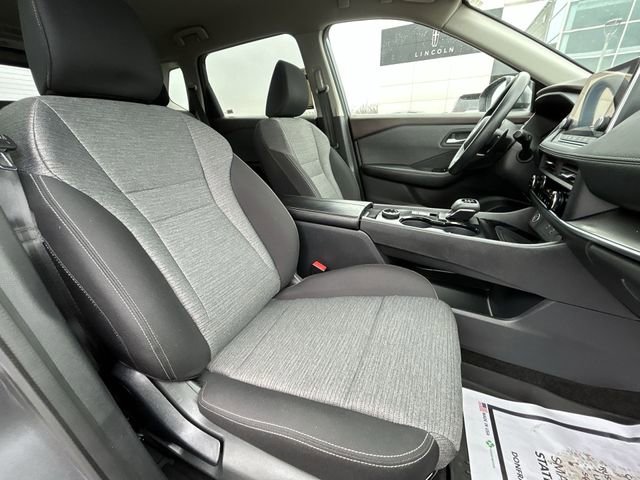 Certified 2023 Nissan Rogue SV image 29