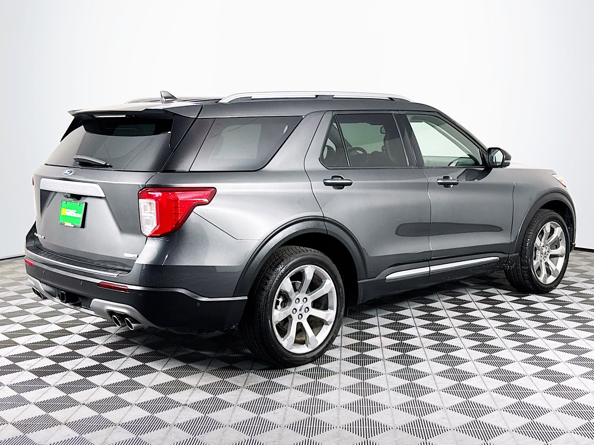 Used 2020 Ford Explorer Platinum w/ Premium Technology Package image 10