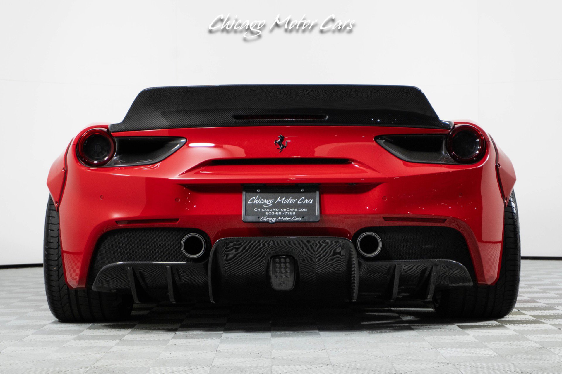 Used 2016 Ferrari 488 GTB RWD image 22