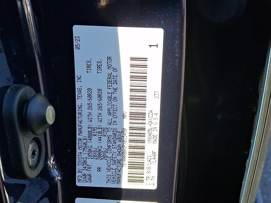 Certified 2023 Toyota Sequoia Platinum AWD/4WD image 32