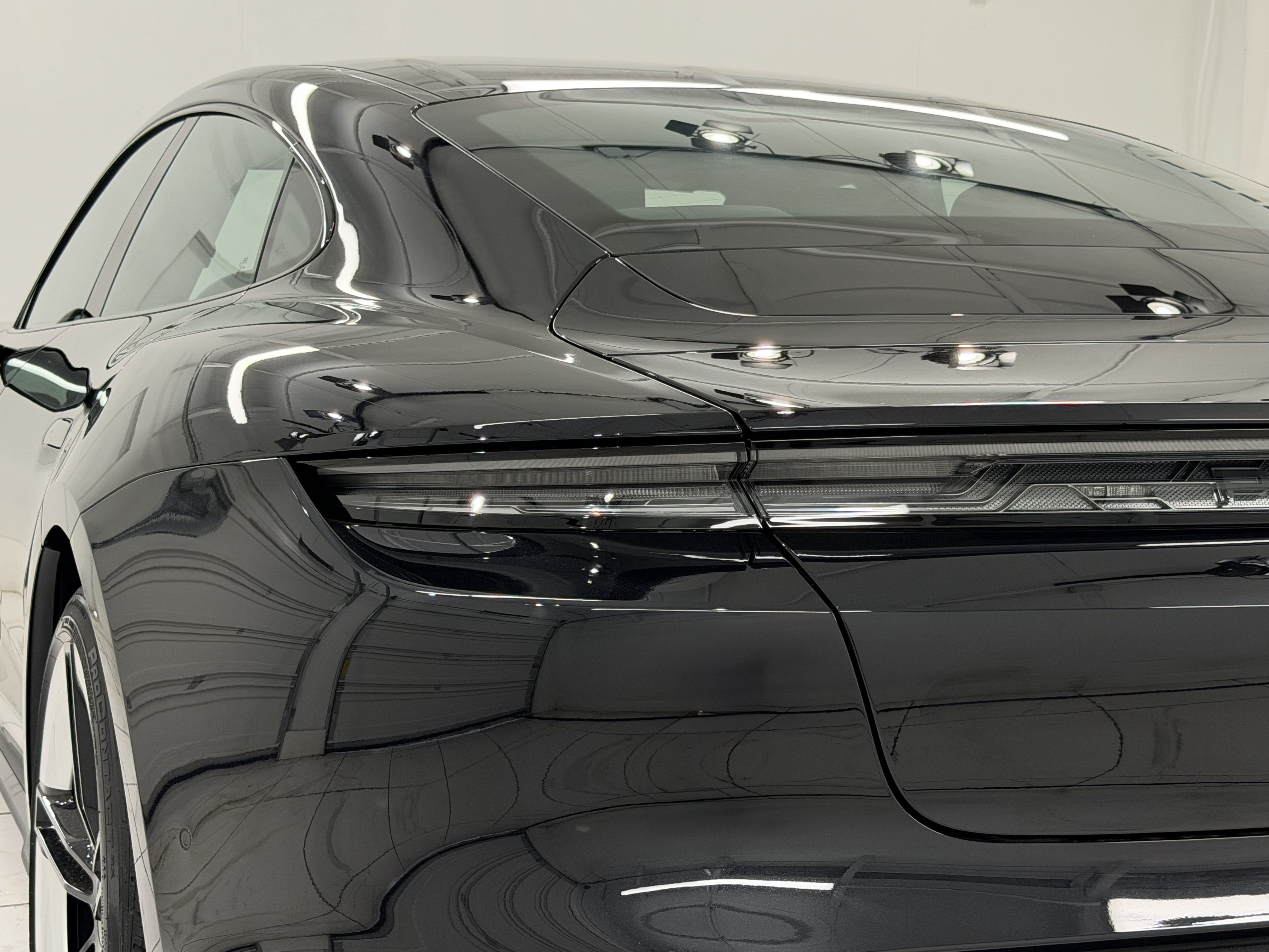 New 2026 Porsche Taycan AWD/4WD image 19