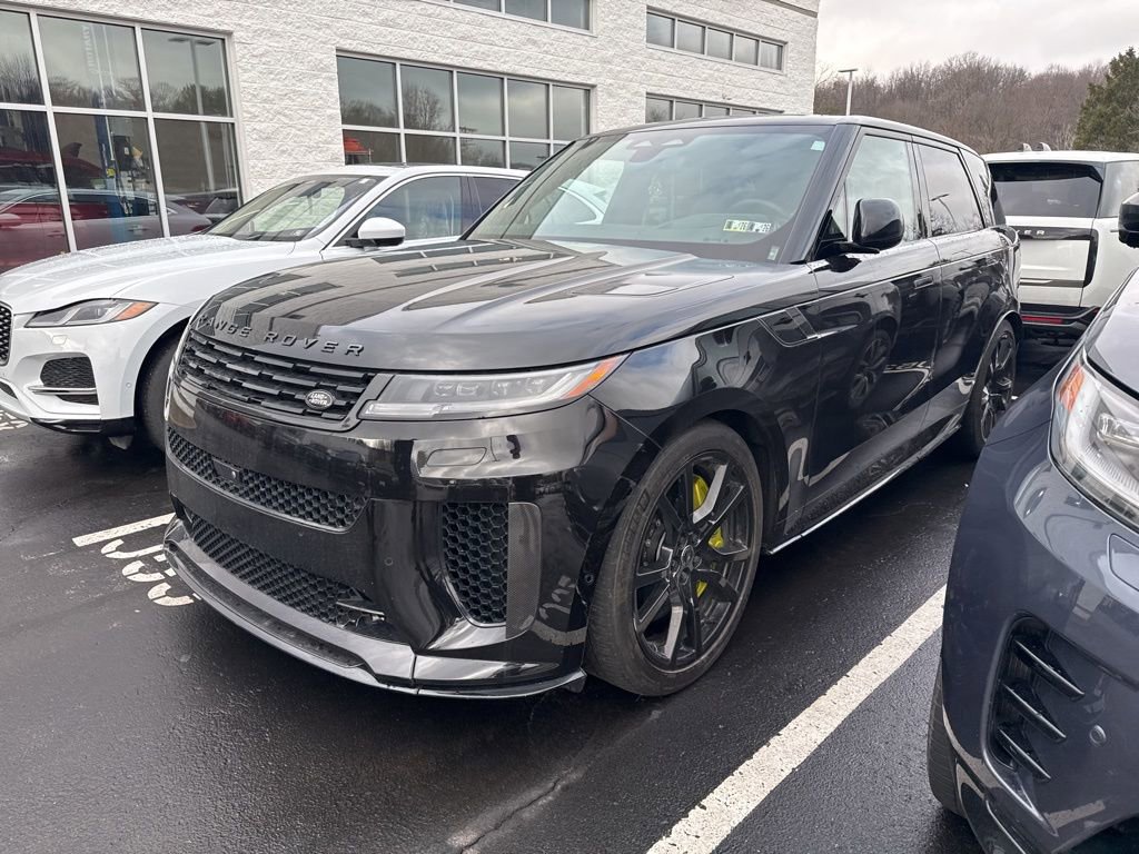 Used 2024 Land Rover Range Rover Sport image 2