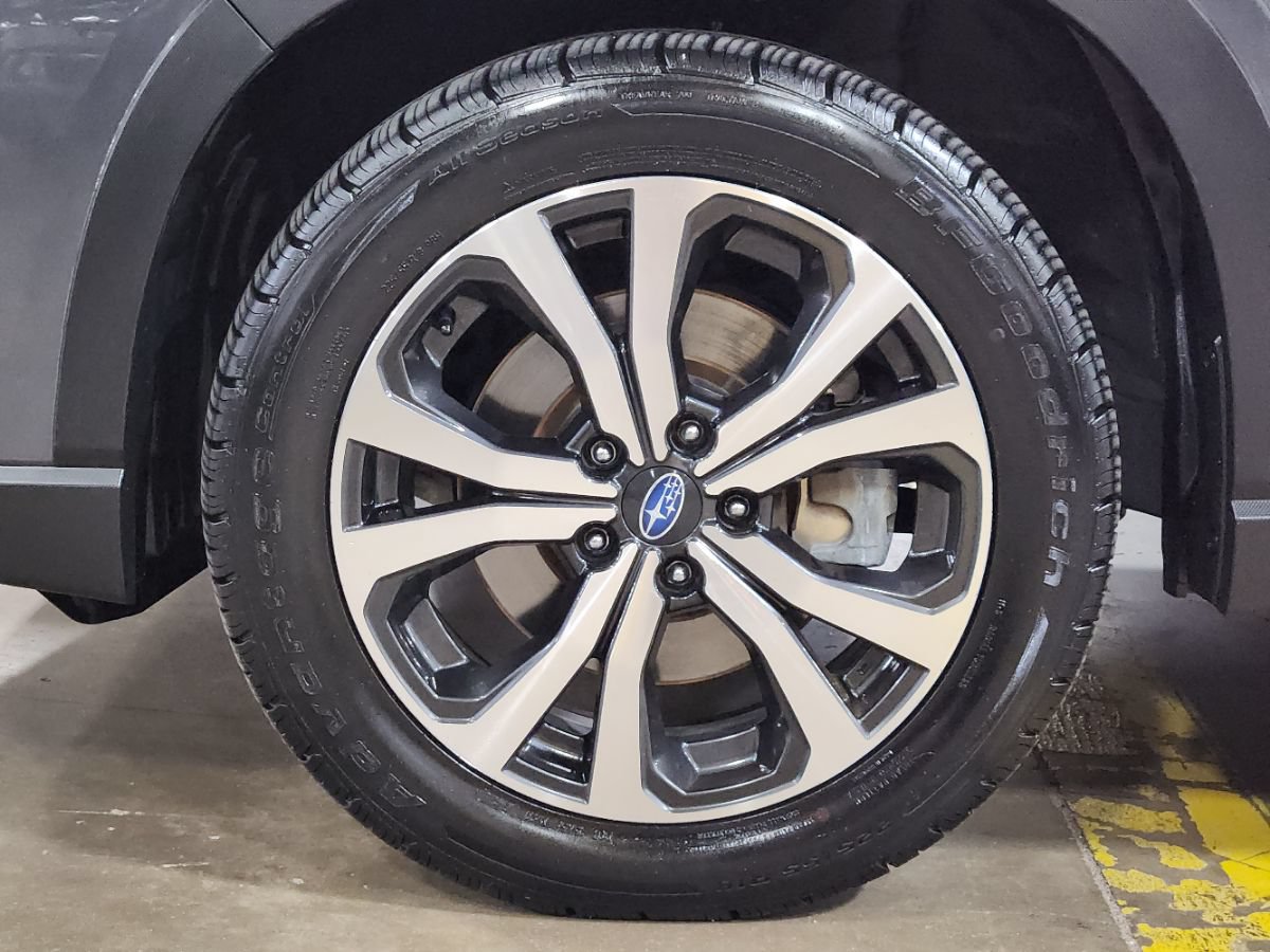 Used 2020 Subaru Forester Limited w/ Popular Package #3 AWD/4WD image 25