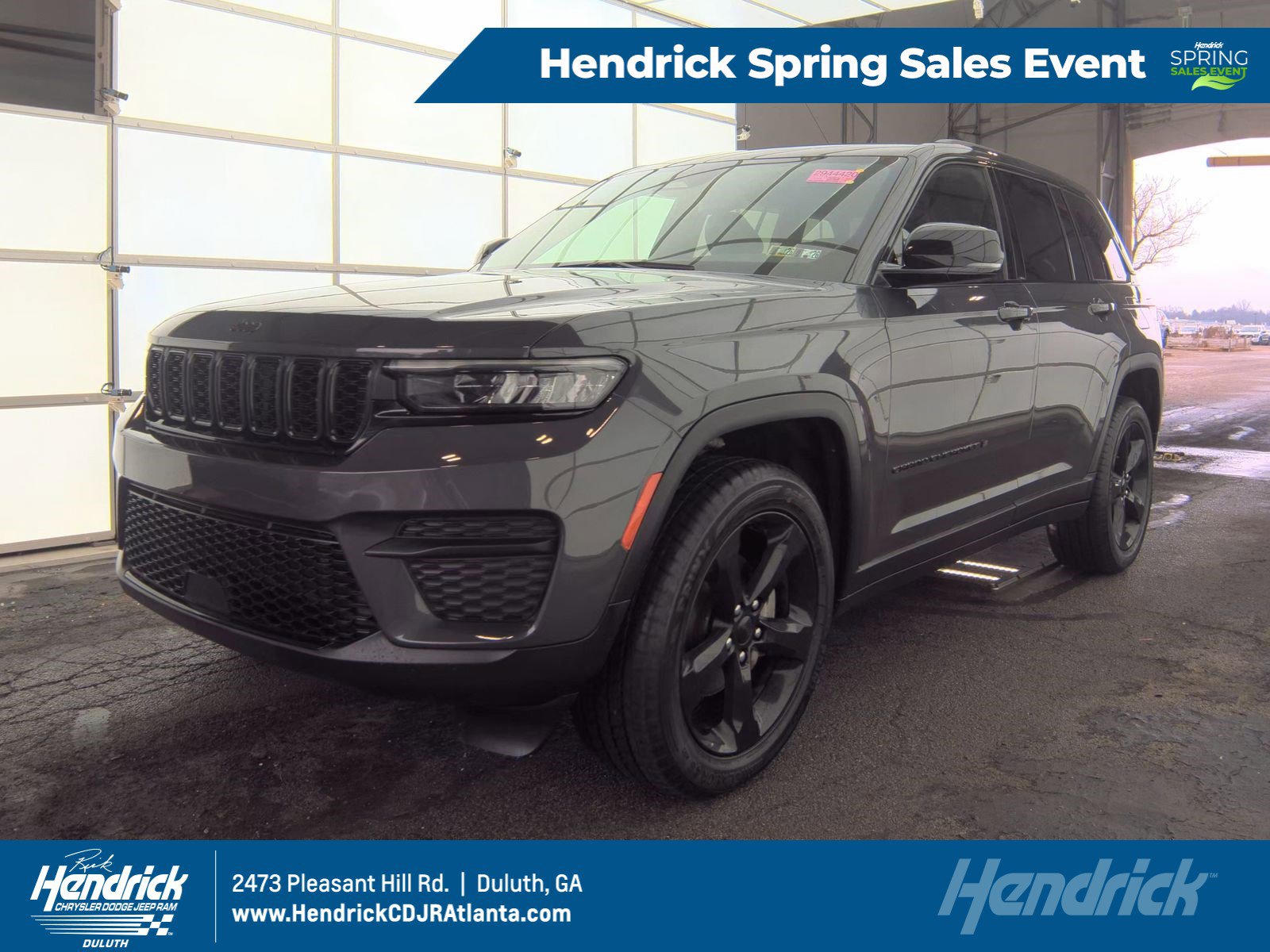 Used 2023 Jeep Grand Cherokee Altitude image 1