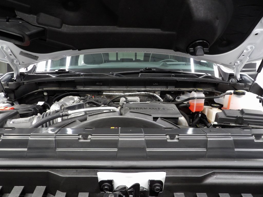 Used 2025 GMC Sierra 2500 AT4X image 34