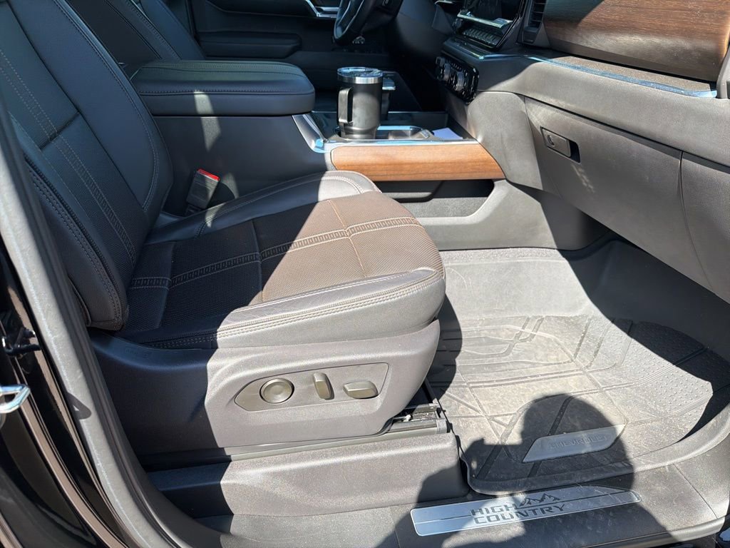 Used 2024 Chevrolet Silverado 1500 High Country w/ Technology Package image 25