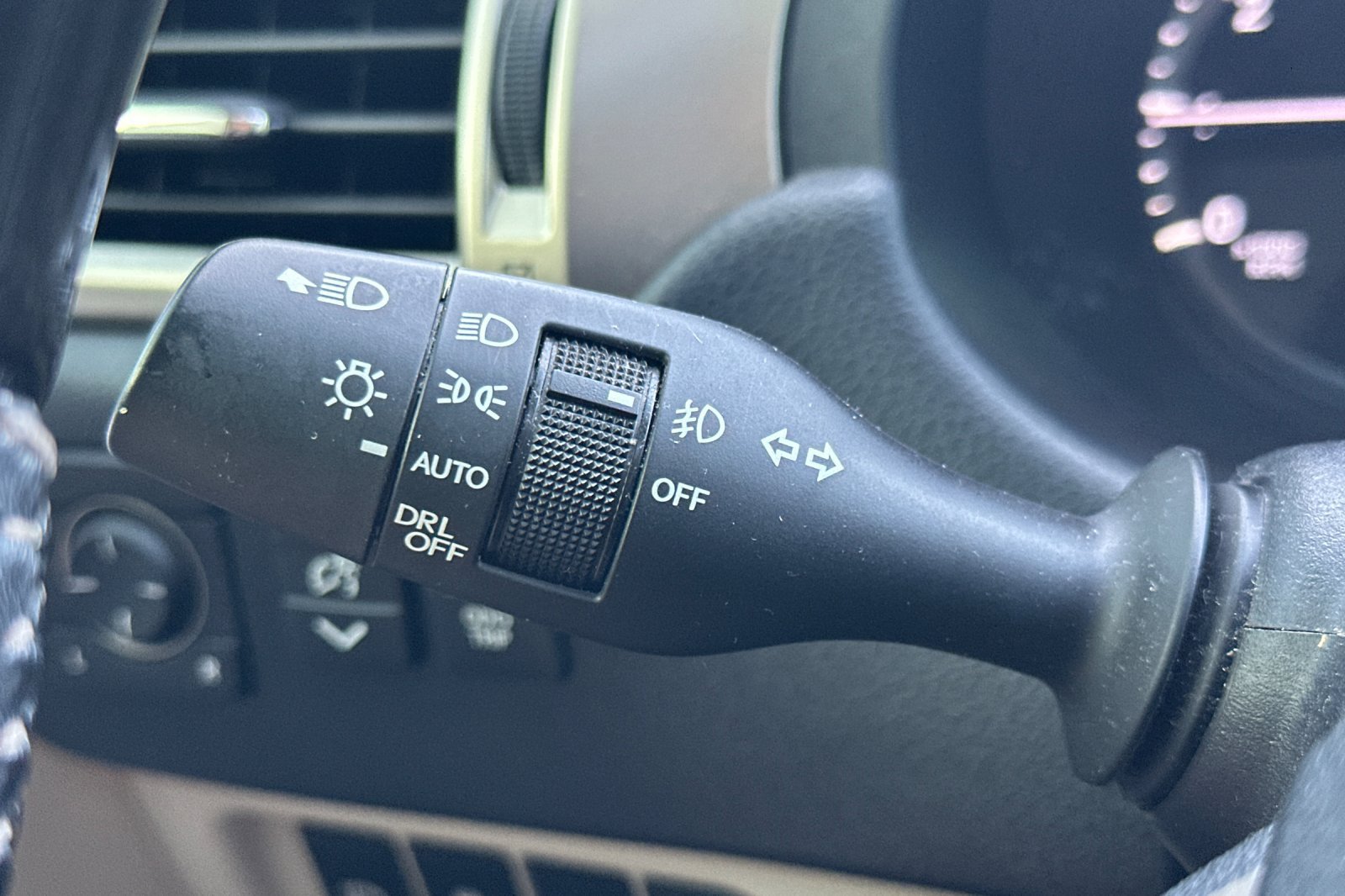 Used 2020 Lexus GX 460 Premium w/ Premium Package AWD/4WD image 34