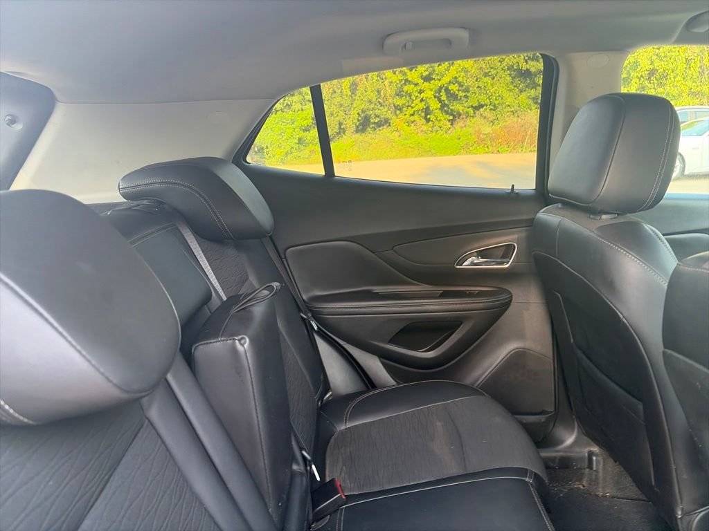 Used 2015 Buick Encore Convenience FWD image 12