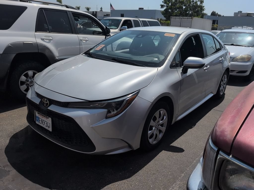 Certified 2021 Toyota Corolla LE FWD image 1