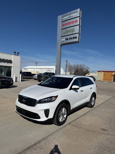 Used 2020 Kia Sorento LX w/ LX I4 Convenience Package AWD/4WD image 2