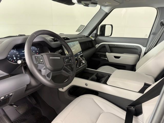 New 2026 Land Rover Defender 110 S AWD/4WD image 16