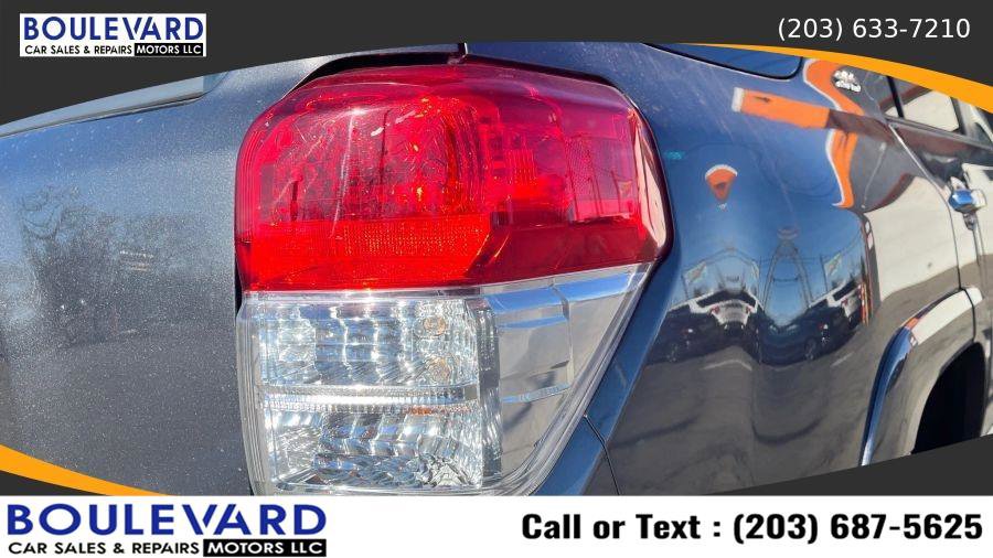 Used 2010 Toyota 4Runner SR5 AWD/4WD image 9