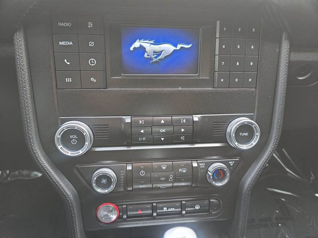 Used 2020 Ford Mustang Coupe image 19