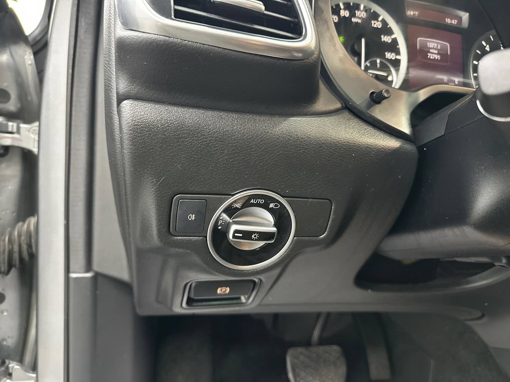 Used 2019 INFINITI QX30 AWD w/ Navigation Package image 33