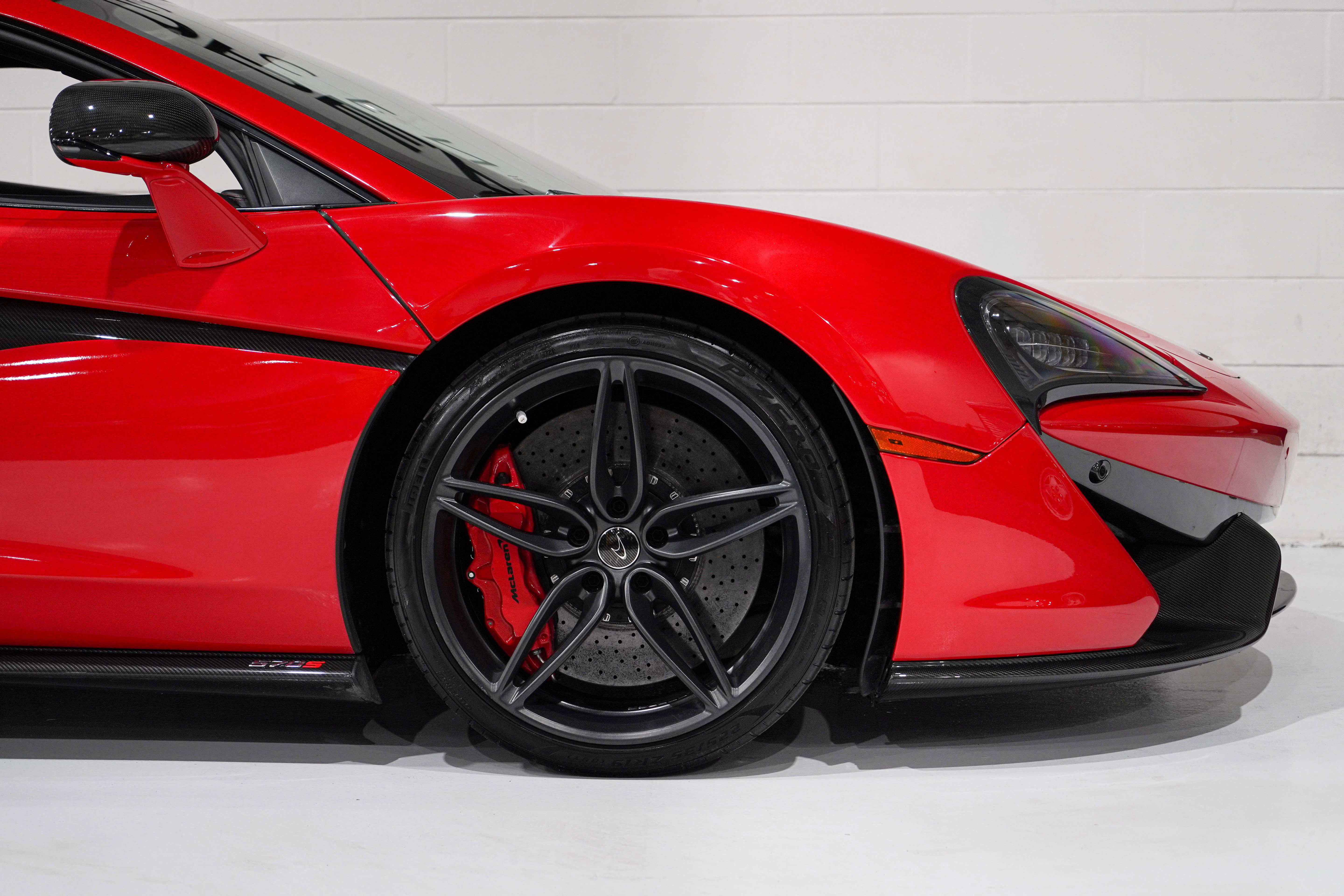 Used 2017 McLaren 570S Coupe RWD image 22