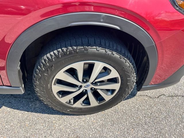 Used 2022 Subaru Outback Premium image 9