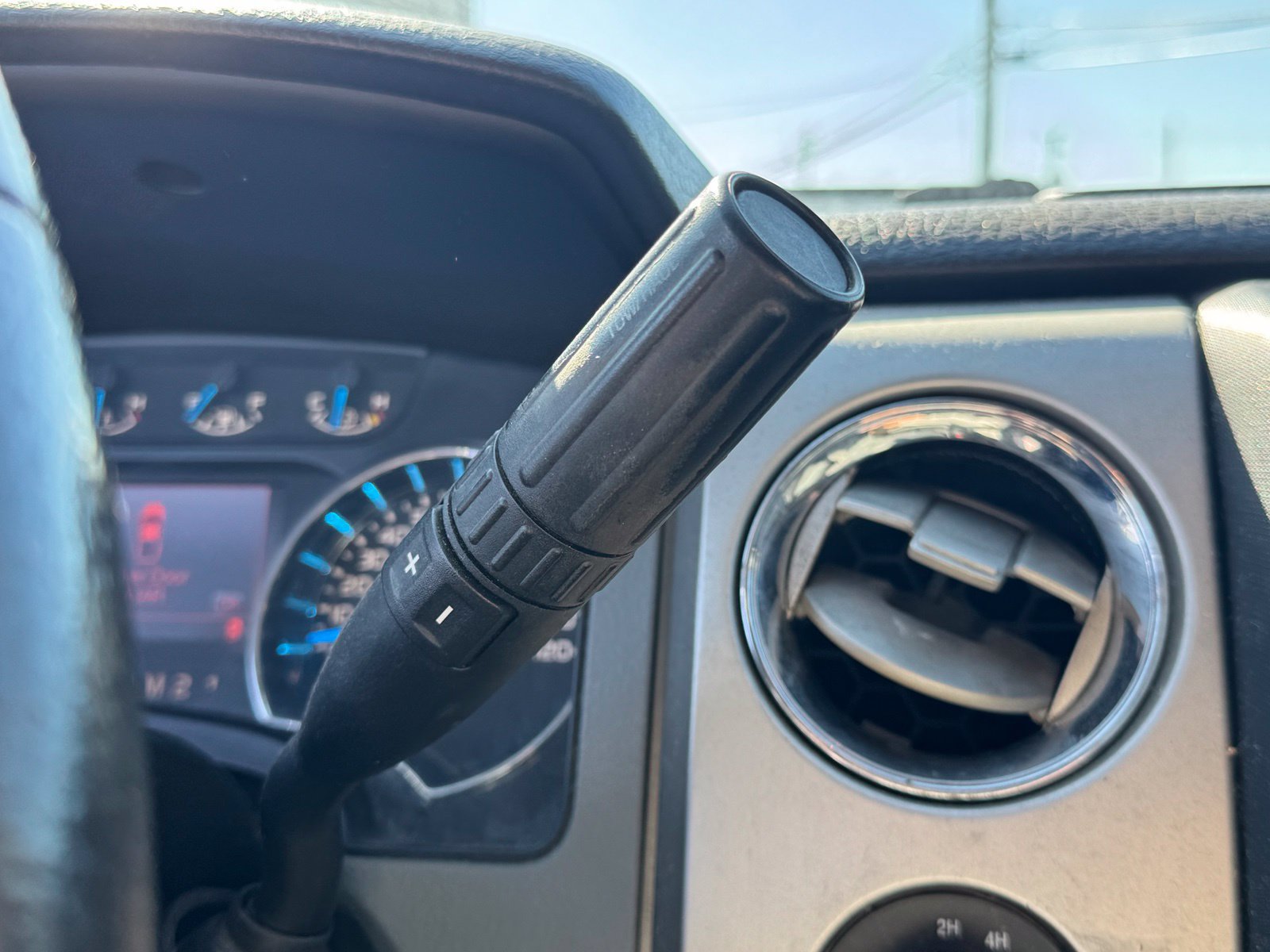 Used 2013 Ford F150 XLT w/ XLT Chrome Pkg AWD/4WD image 17
