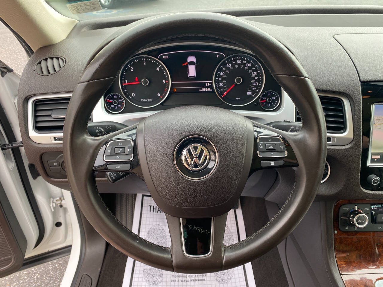 Used 2014 Volkswagen Touareg TDI AWD/4WD image 13
