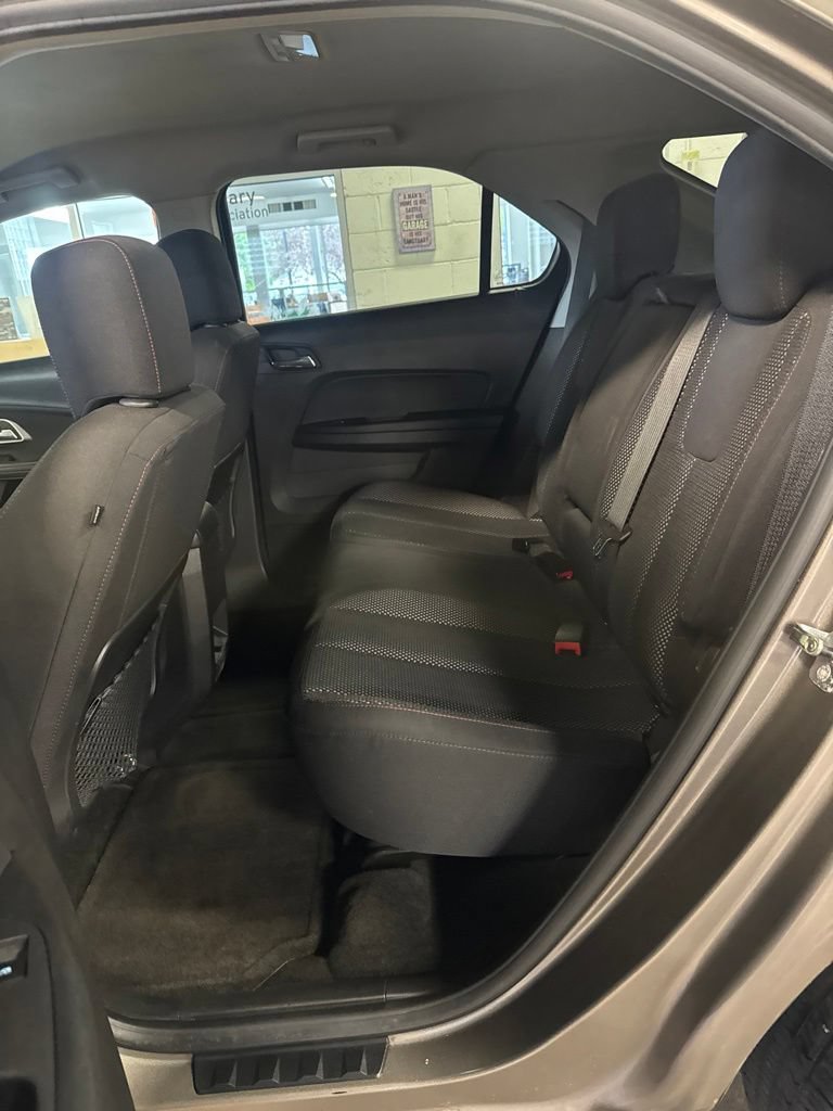 Used 2011 Chevrolet Equinox LT w/ Driver Convenience Package FWD image 6