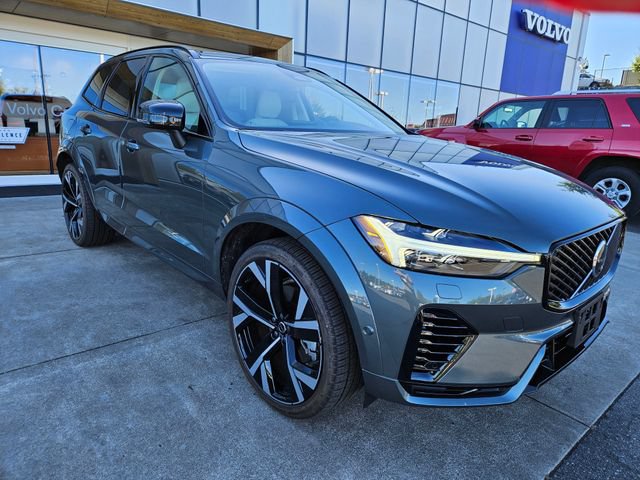Used 2026 Volvo XC60 T8 Ultra AWD/4WD image 3