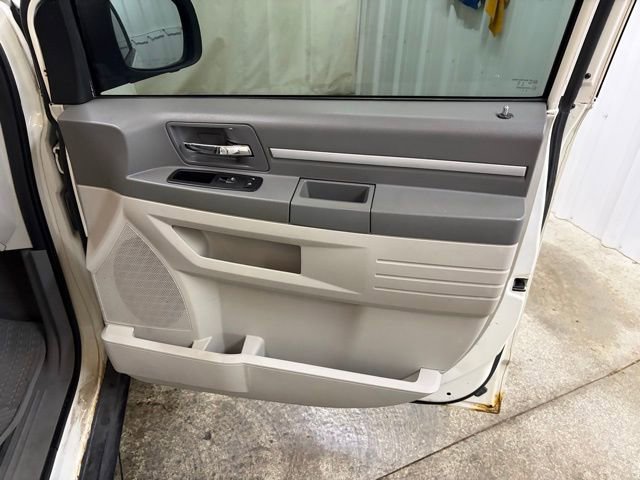 Used 2010 Dodge Grand Caravan SE w/ Climate Group image 20
