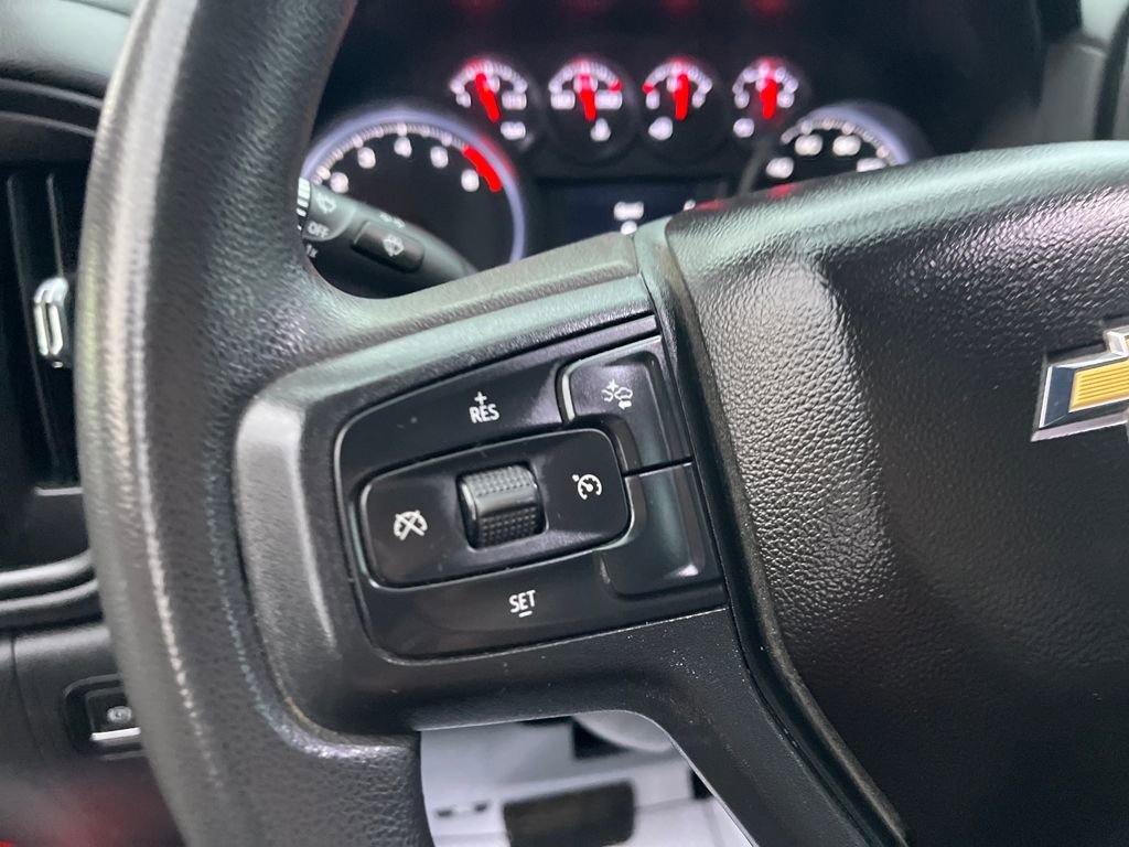 Used 2024 Chevrolet Silverado 2500 Custom w/ Custom Value Package image 11