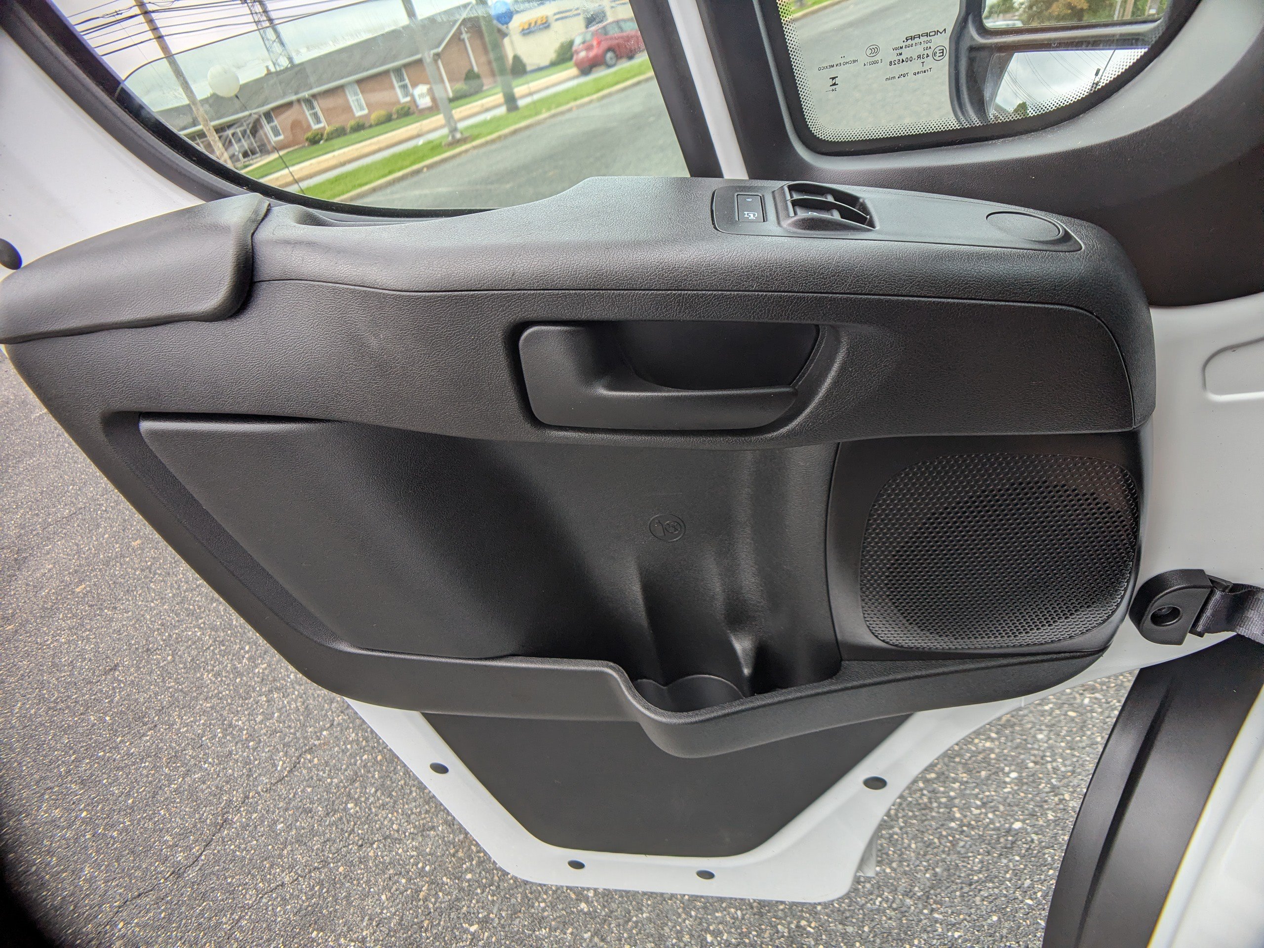 Used 2025 RAM ProMaster 2500 w/ U-Haul Equipment Group FWD image 21
