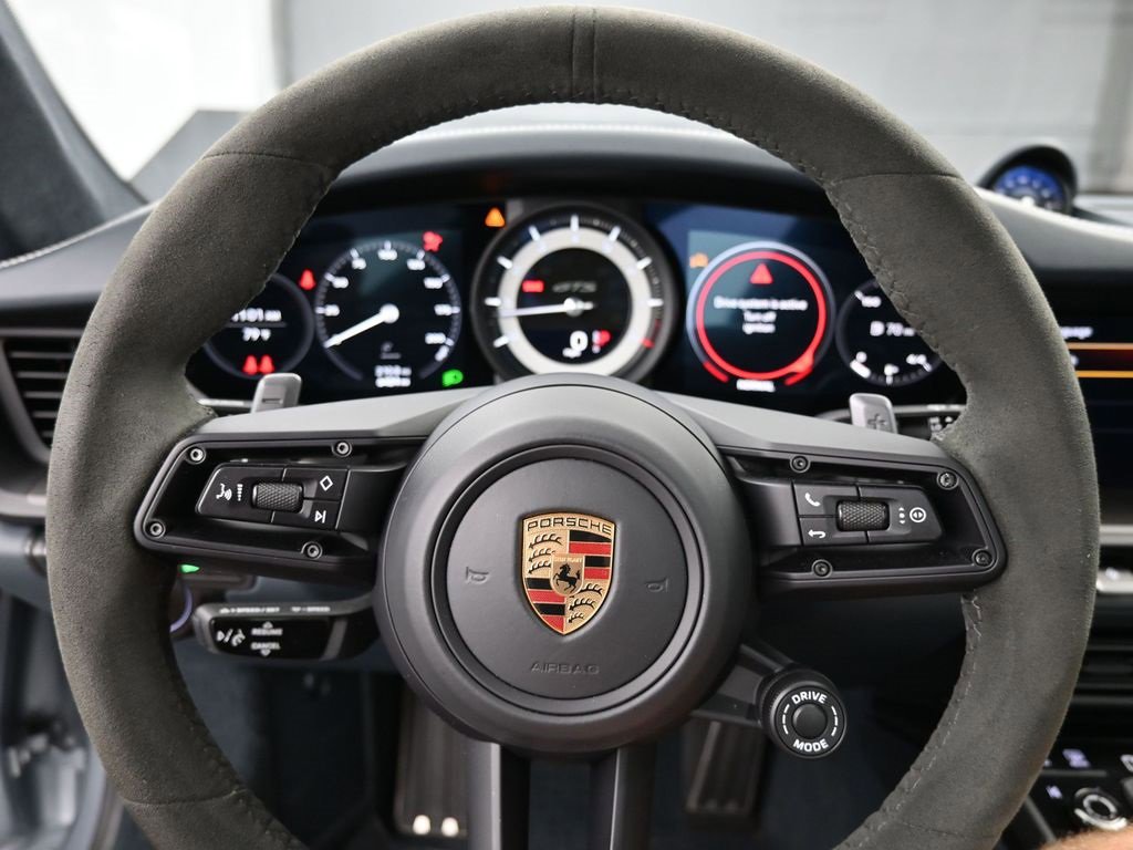 Used 2022 Porsche 911 Carrera 4 GTS image 6