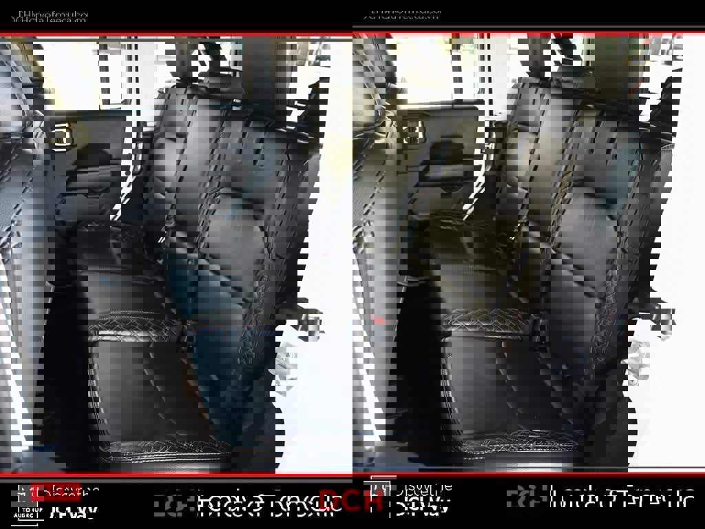 Used 2022 Jeep Wrangler Unlimited Sahara image 19