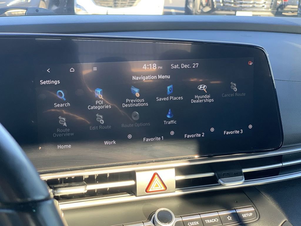 Used 2023 Hyundai Elantra Limited w/ Cargo Package image 11