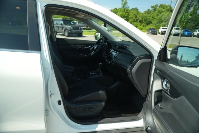 Used 2019 Nissan Rogue SL w/ Premium Package AWD/4WD image 20