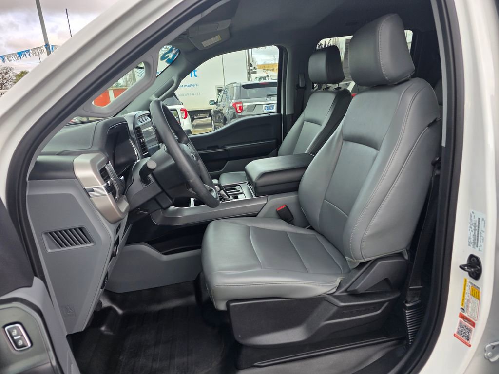 Used 2023 Ford F150 Lightning Pro image 4