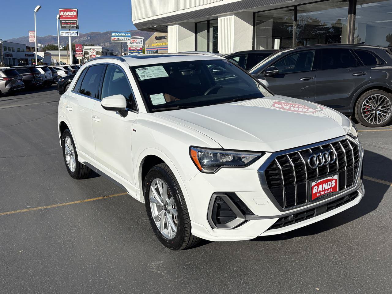 Used 2022 Audi Q3 2.0T Premium AWD/4WD image 2